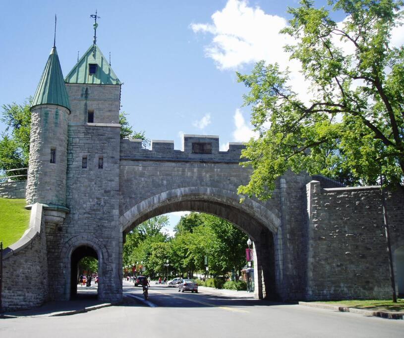 Initial / Medzi / Centre-Ville De Quebec المظهر الخارجي الصورة